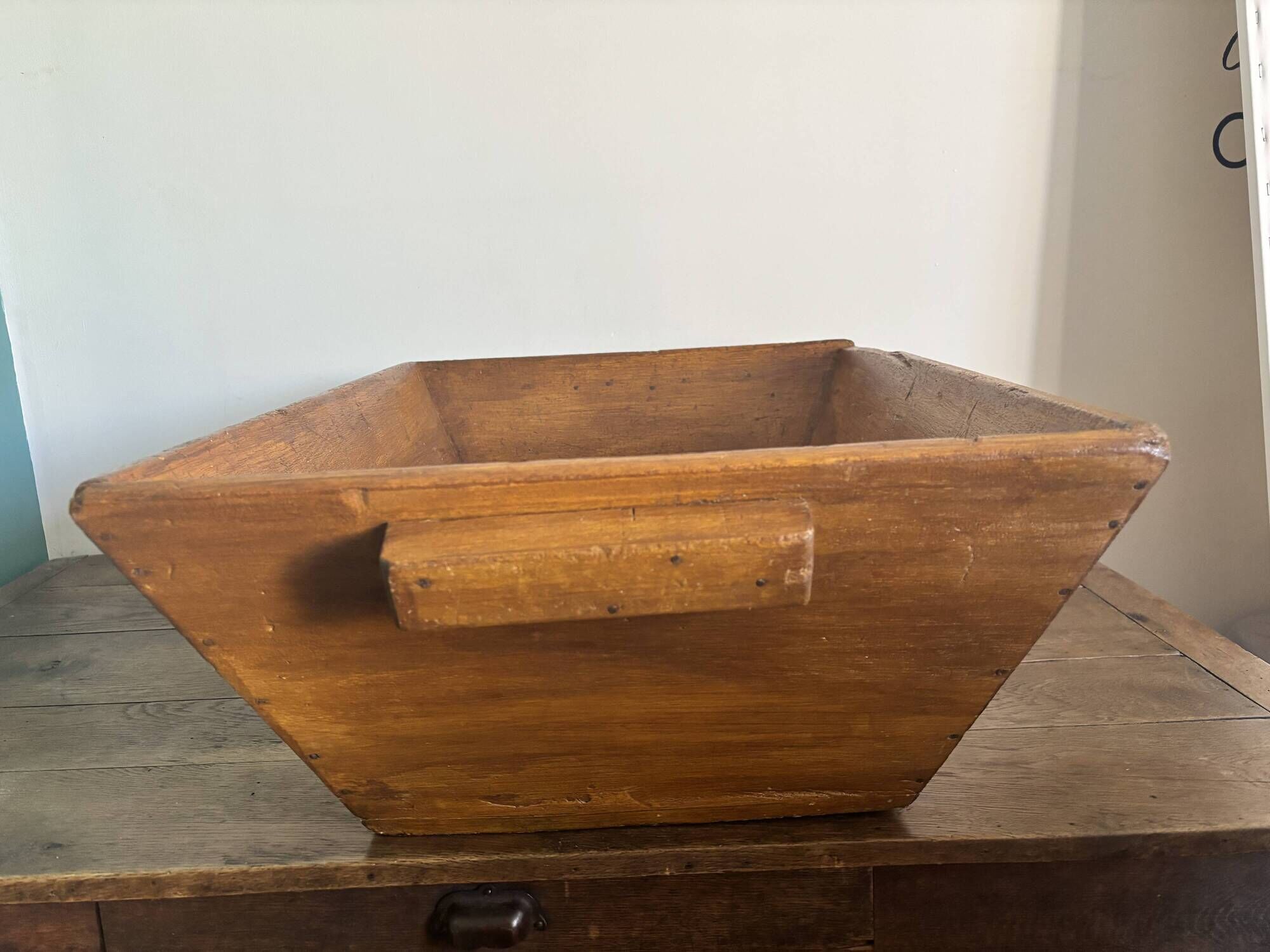Large vintage wooden dough trough – 65 × 50 cm