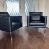 2 fauteuils de salon modernistes allemands en cuir noir et acier de Walter Knoll