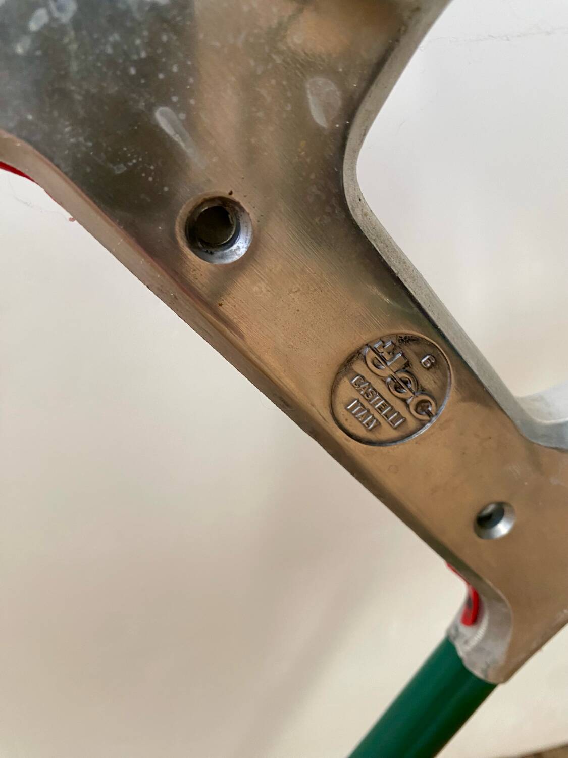 Pair of DSC 106 chairs by Giancarlo Piretti