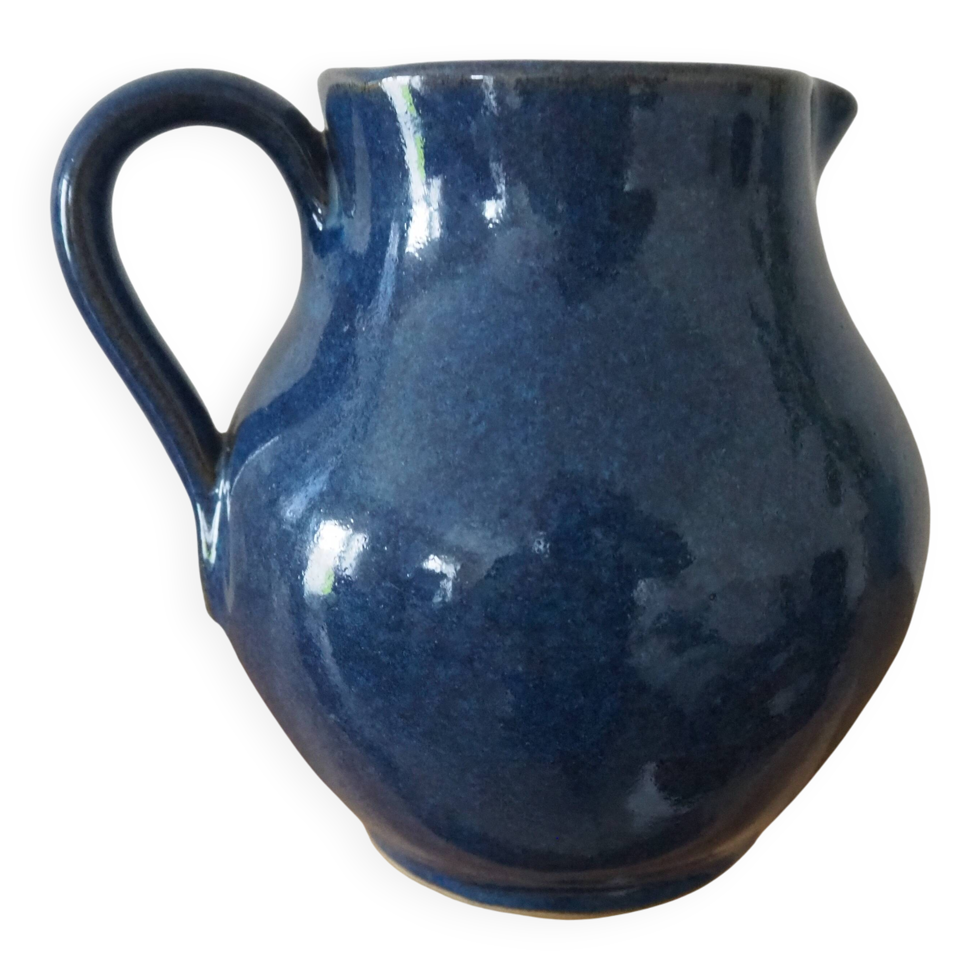 Pichet en céramique – émail de couleur bleu signé J. Normand fait main