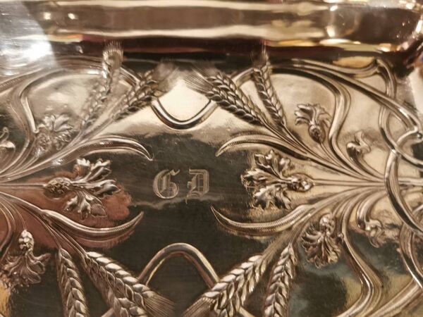 Centre de table art nouveau en métal argenté Armand Frenais
