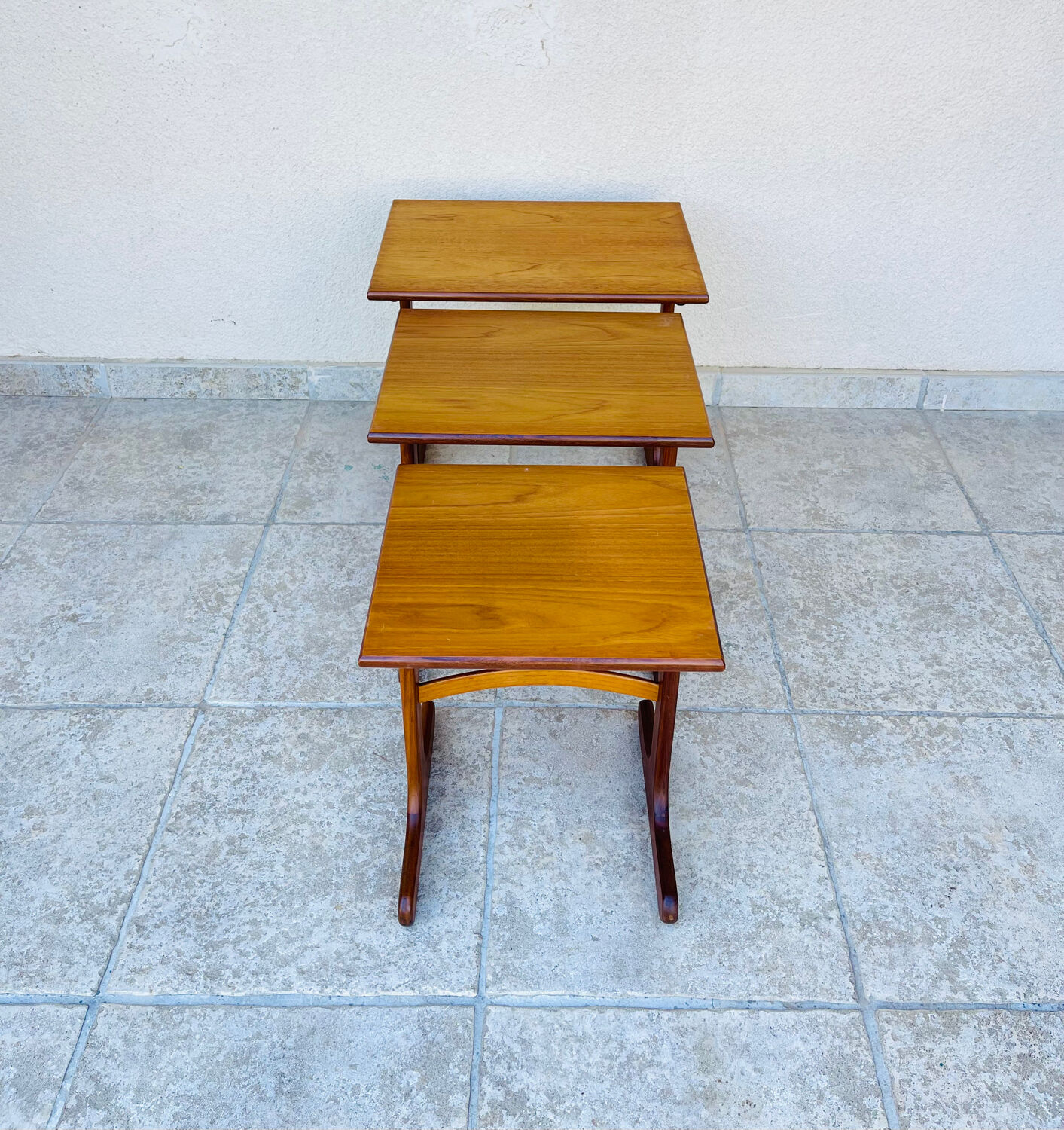 1960s Scandinavian nesting coffee table in teak