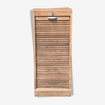 Wooden curtain binder