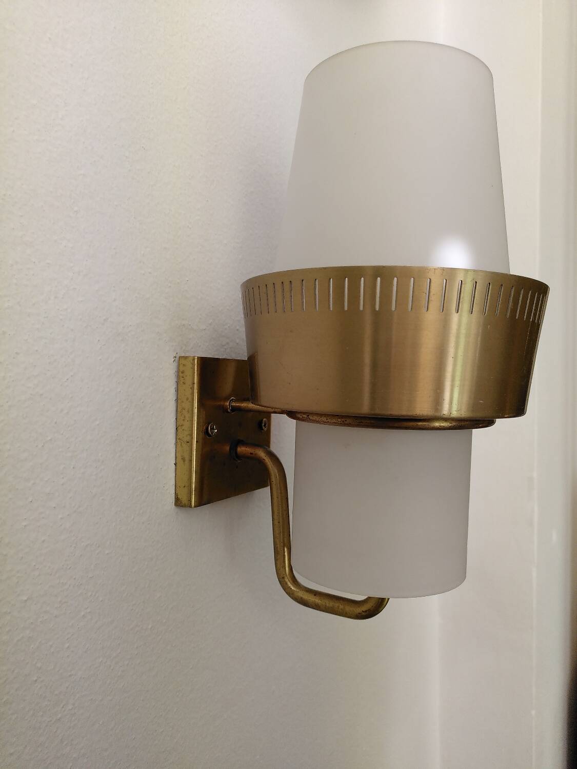 Danish modernist wall lamp, Lyfa 1950