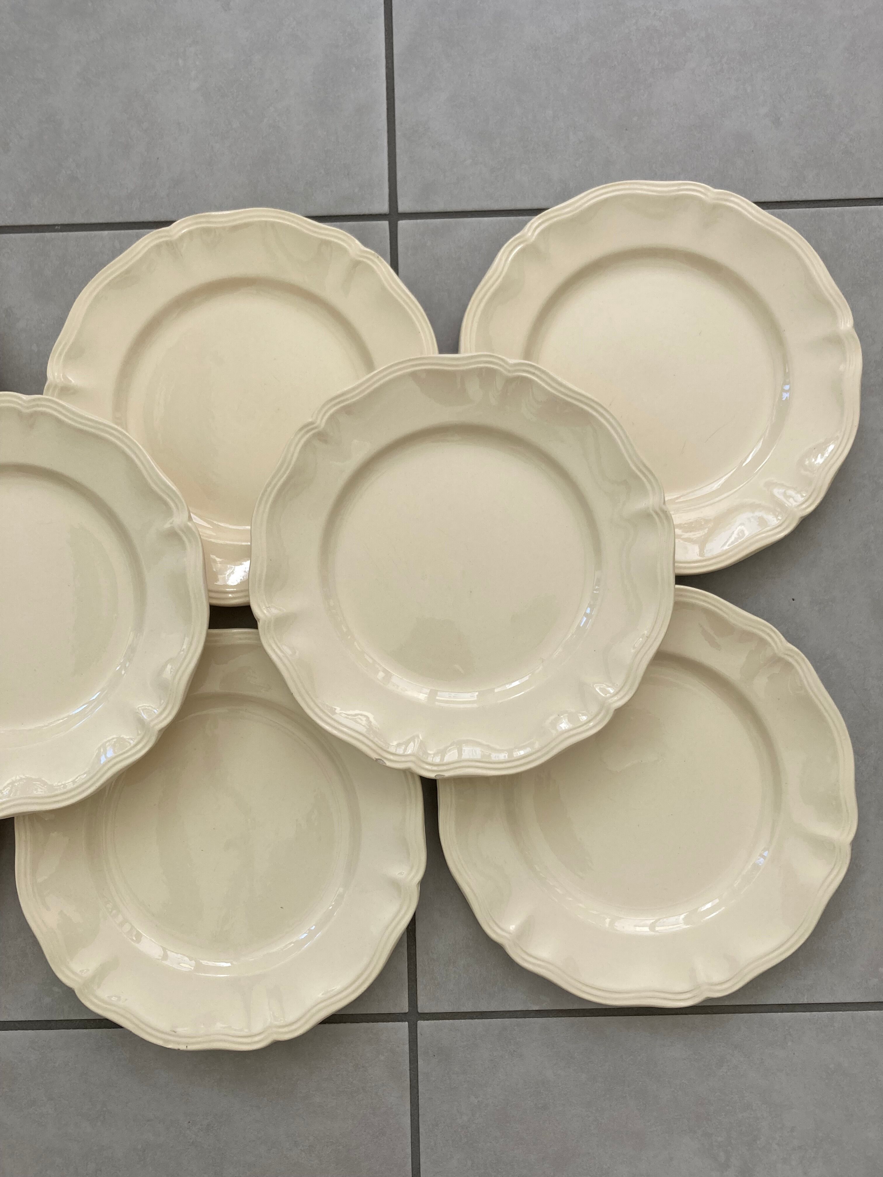 Set of 8 plates ivory Digoin Sarreguemines
