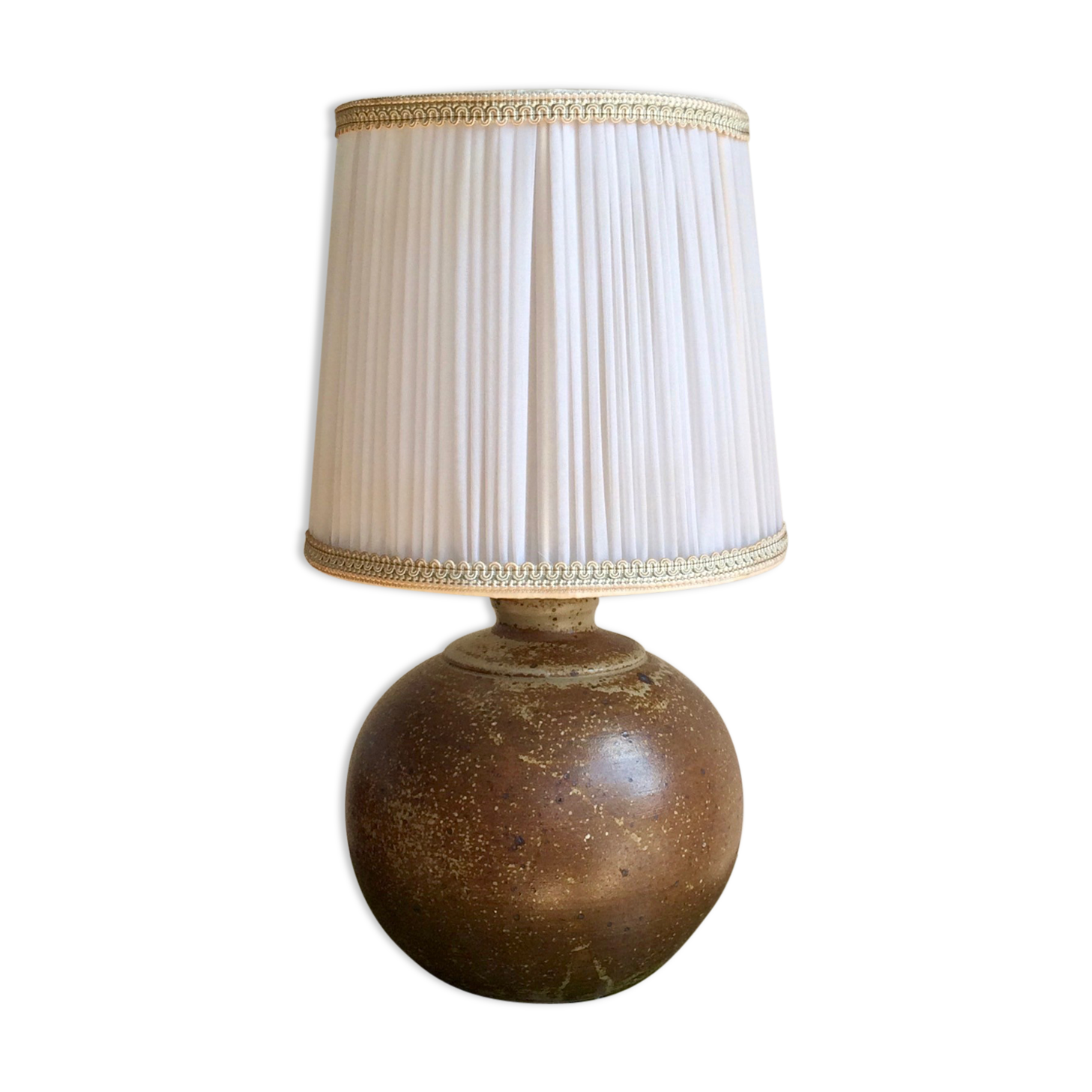 Vintage stoneware ball lamp