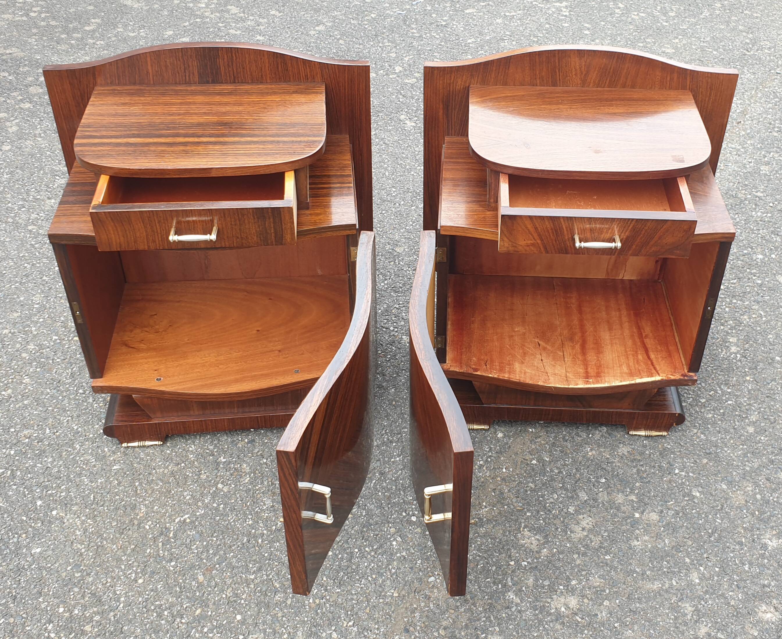 Pair of Art Deco Bedside Tables in Macassar Ebony Veneer
