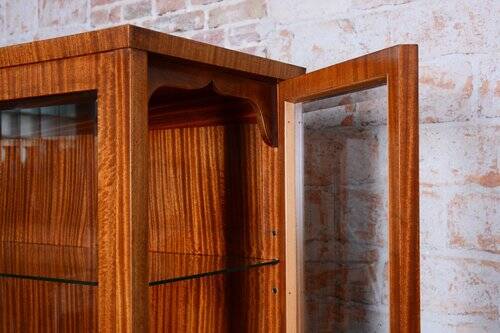 Czech Art Deco Display Cabinet in Mahogany and Glass, 1930s