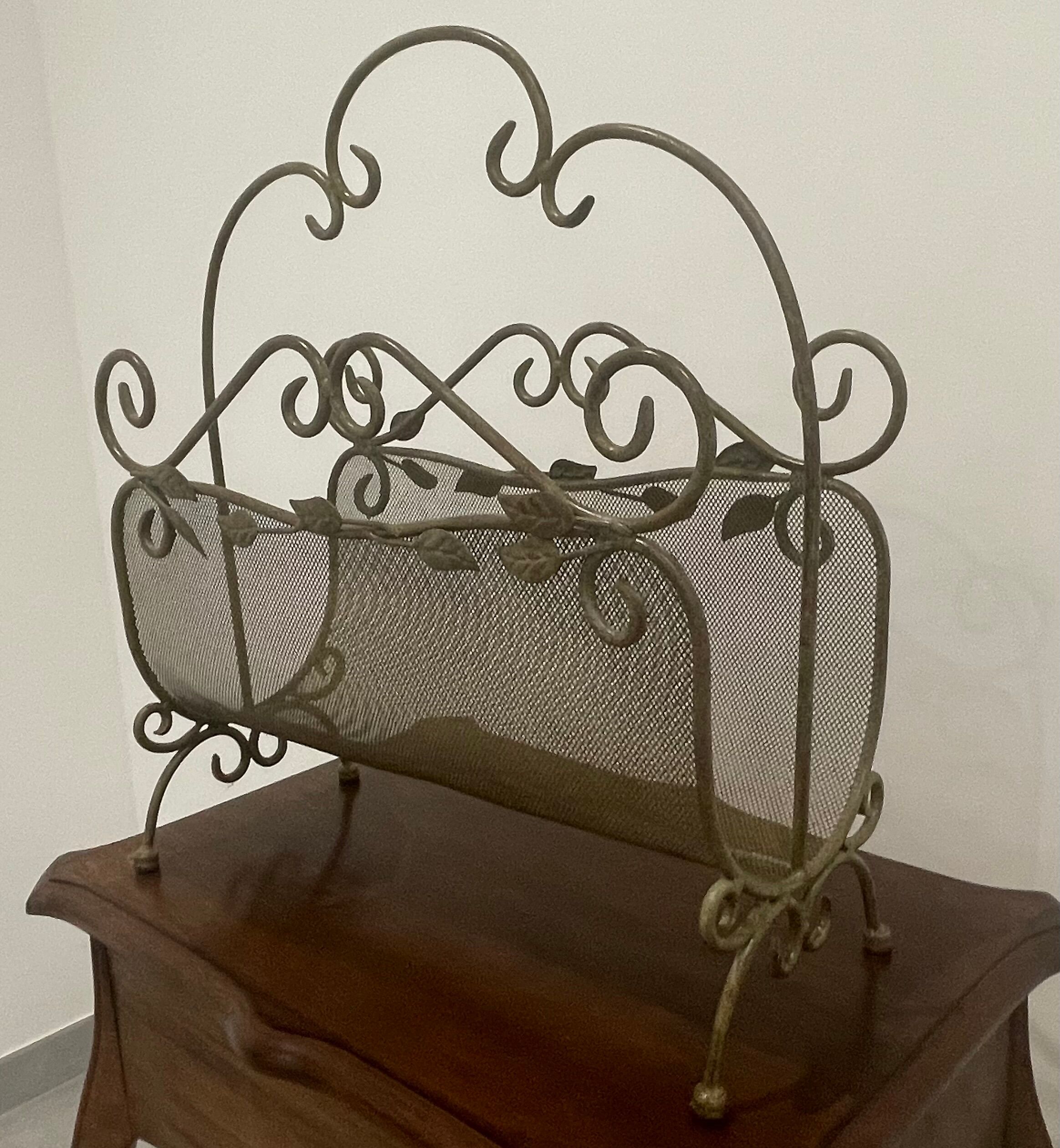 Vintage magazine holder