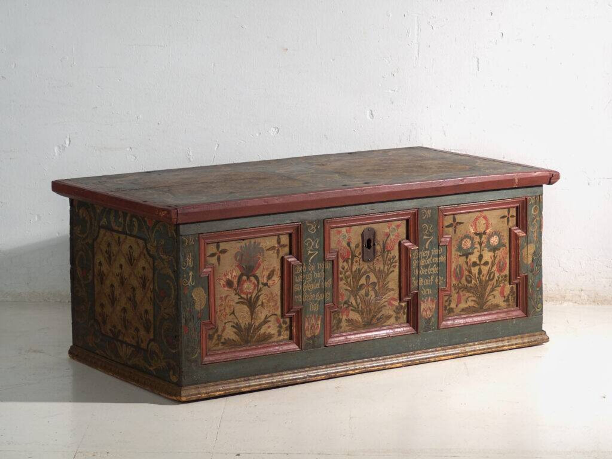 Antique wedding chest painted in pine – Austro-Hungarian Empire, Year 1775