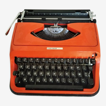 Underwood 130 typewriter