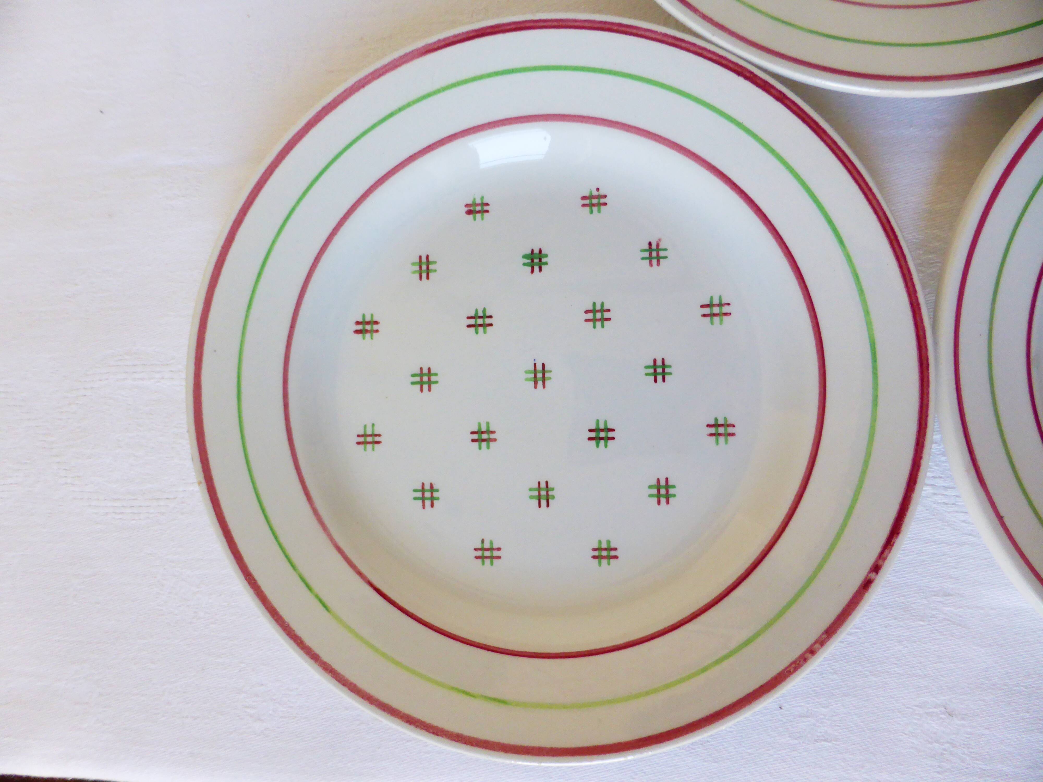 3 assiettes à dessert vintage de la manufacture de Luneville 2107113
