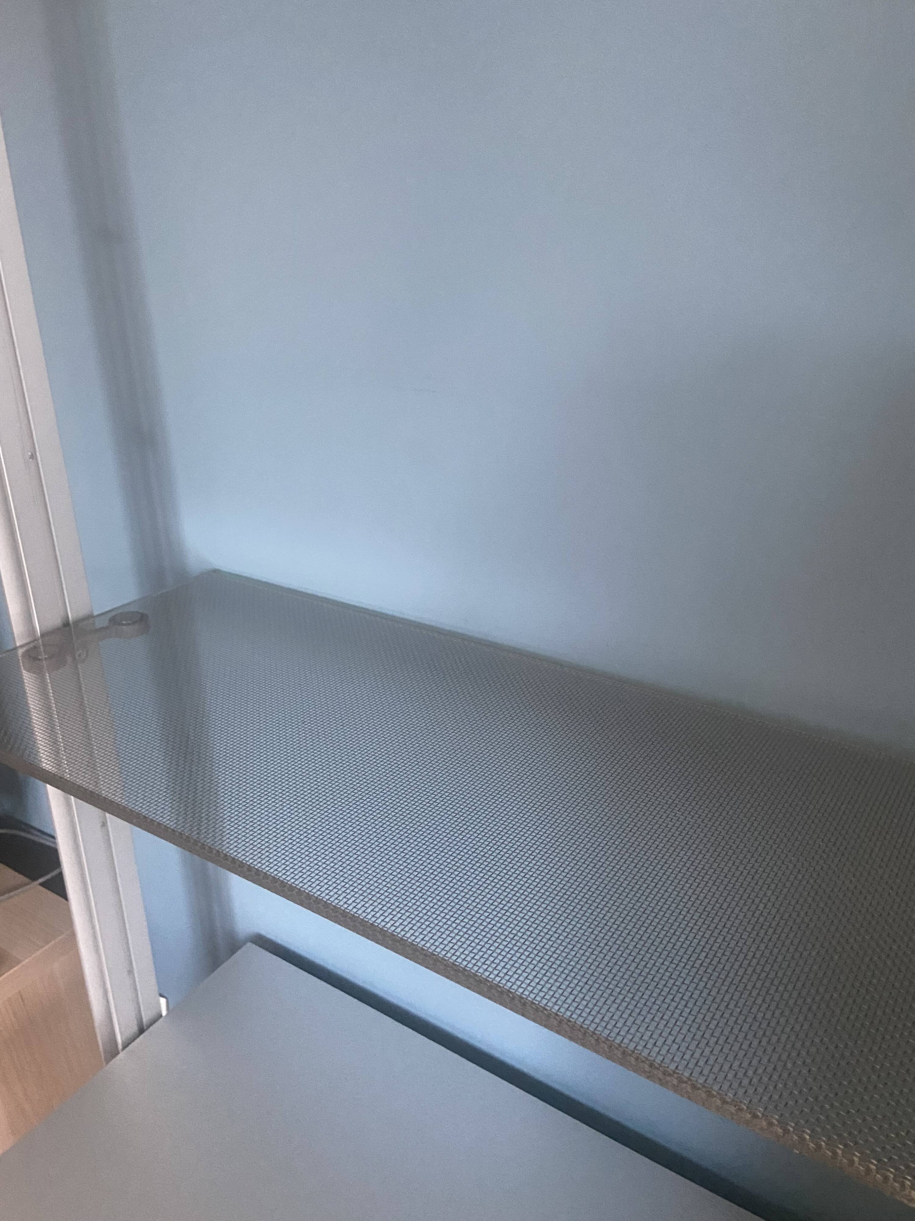 Roset shelf, aluminium and glass, type Michel Ducaroy, 1970s.