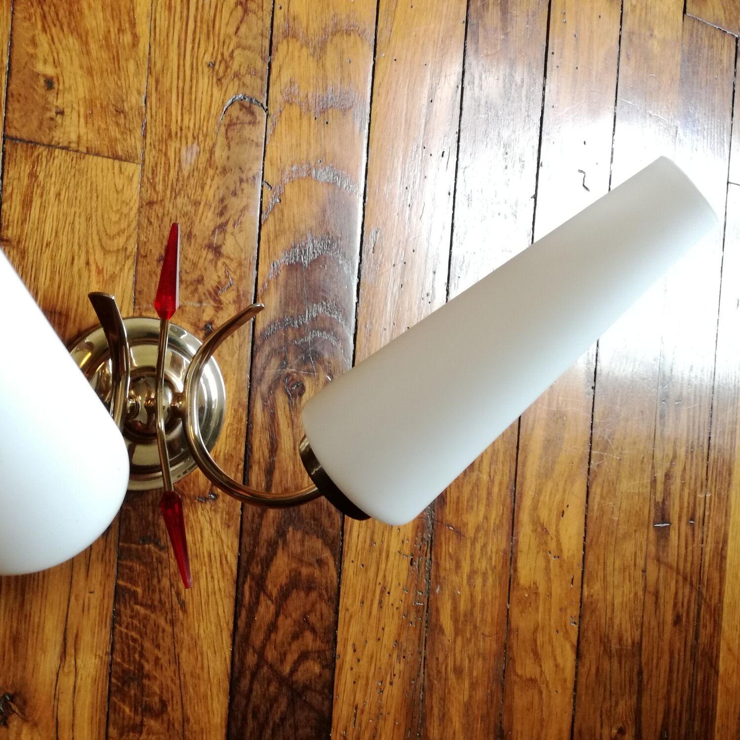 Applies to two lights from 1960