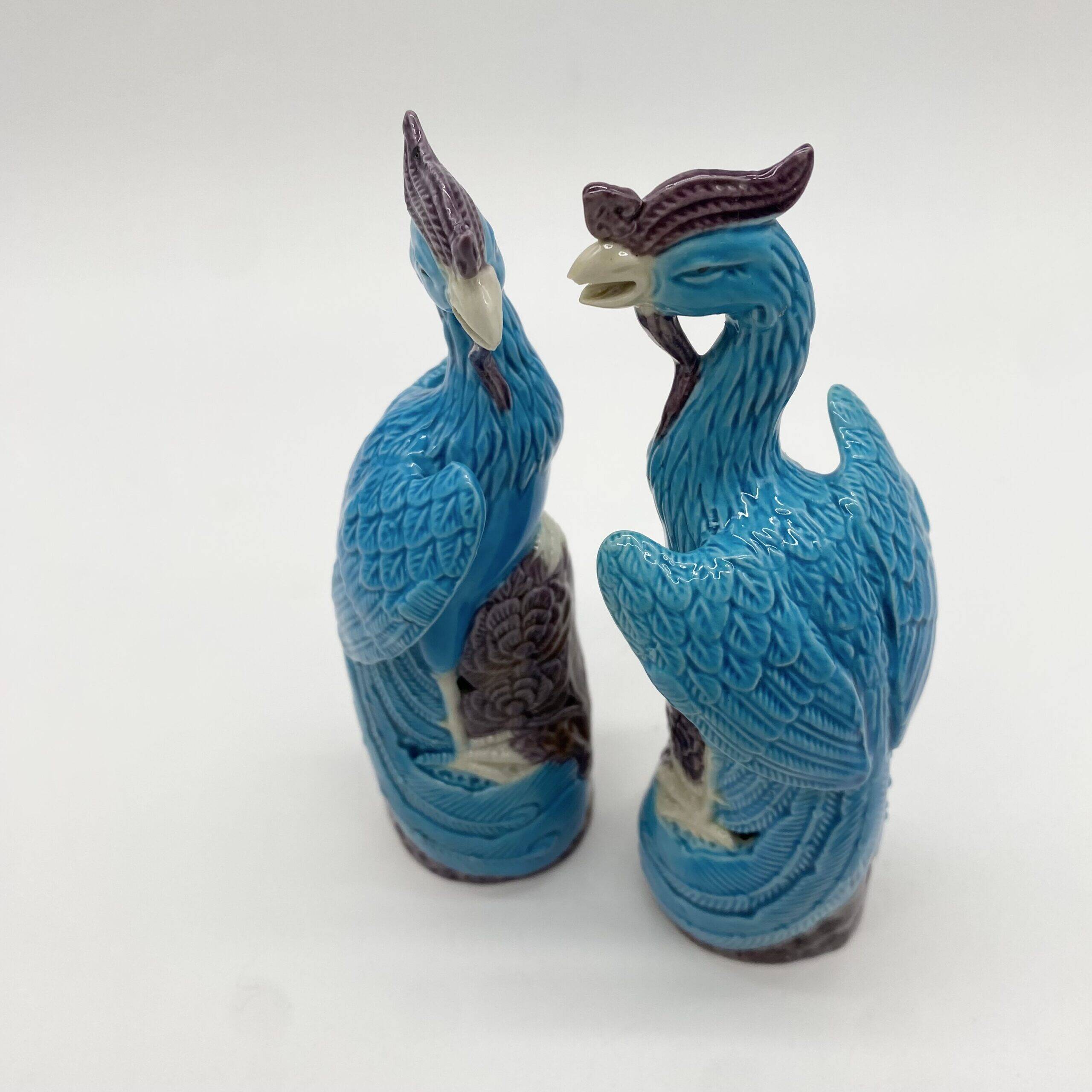 Pair of Chinese "phoenix" fine porcelain, 20th century.