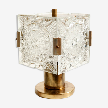 Lampe de chevet avec un abat-jour en verre découpé épais kamenický šenov, tchécoslovaquie