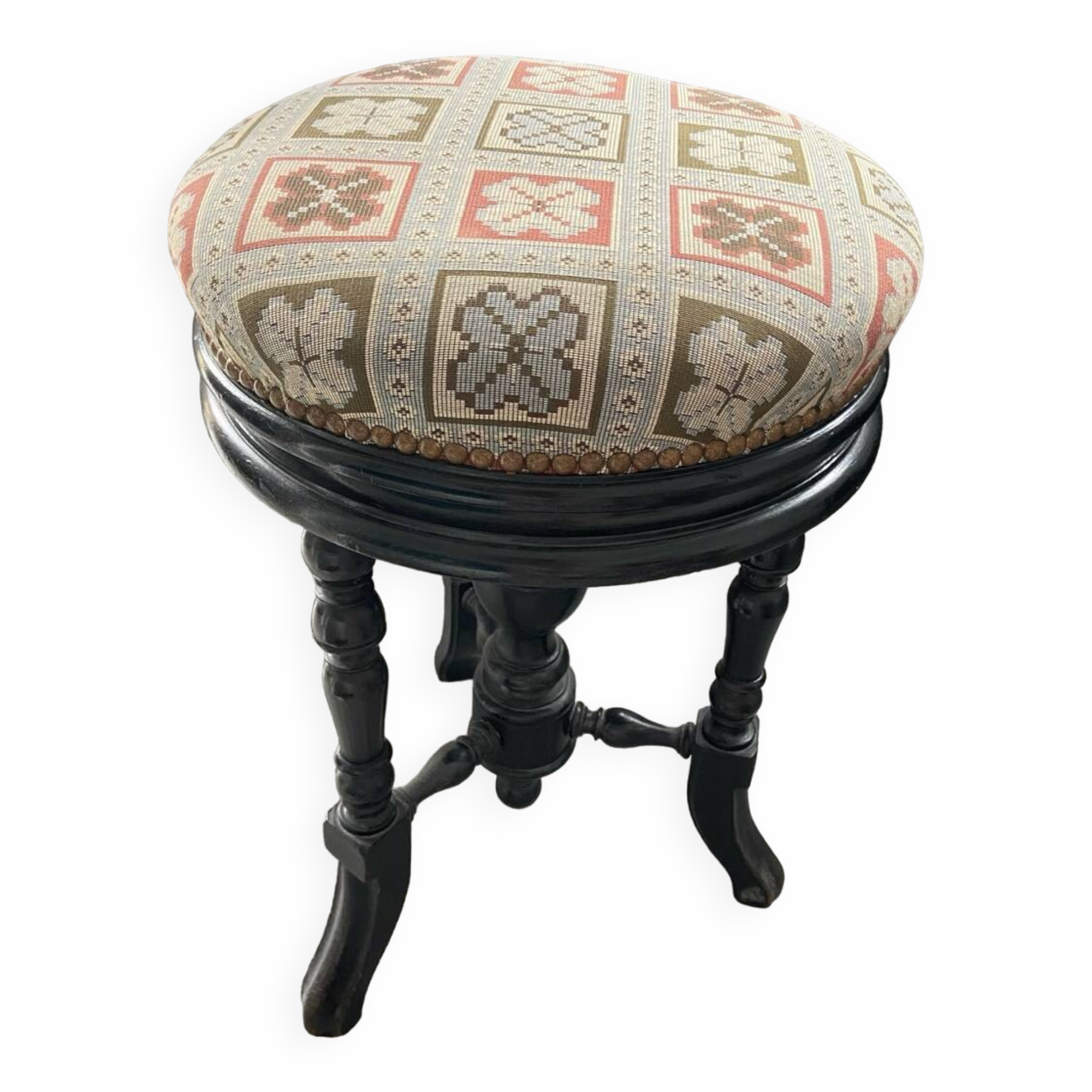 Round piano stool
