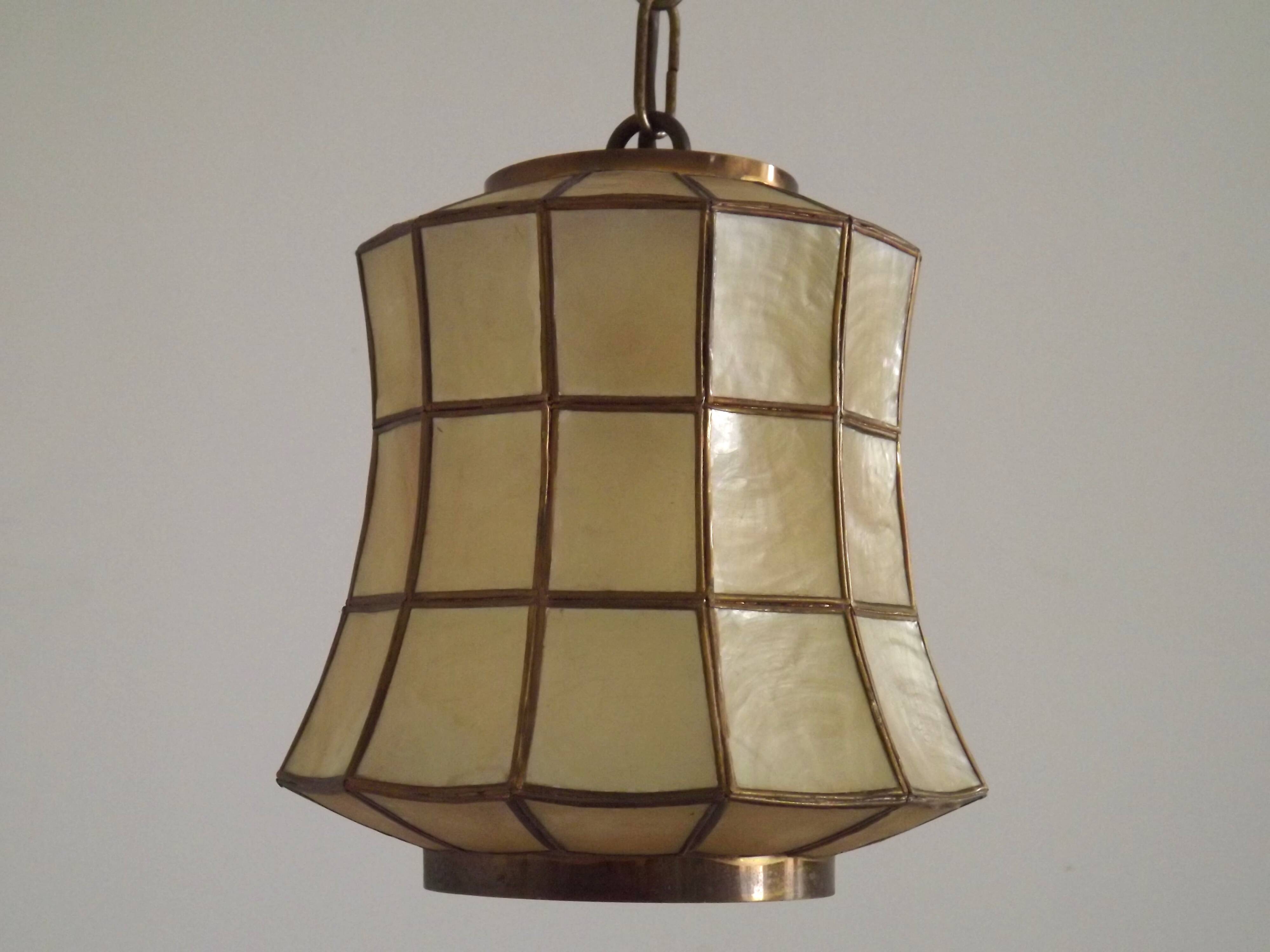 French Vintage Capiz Shell Hanging Pendant Light in Brass Metal and Copper