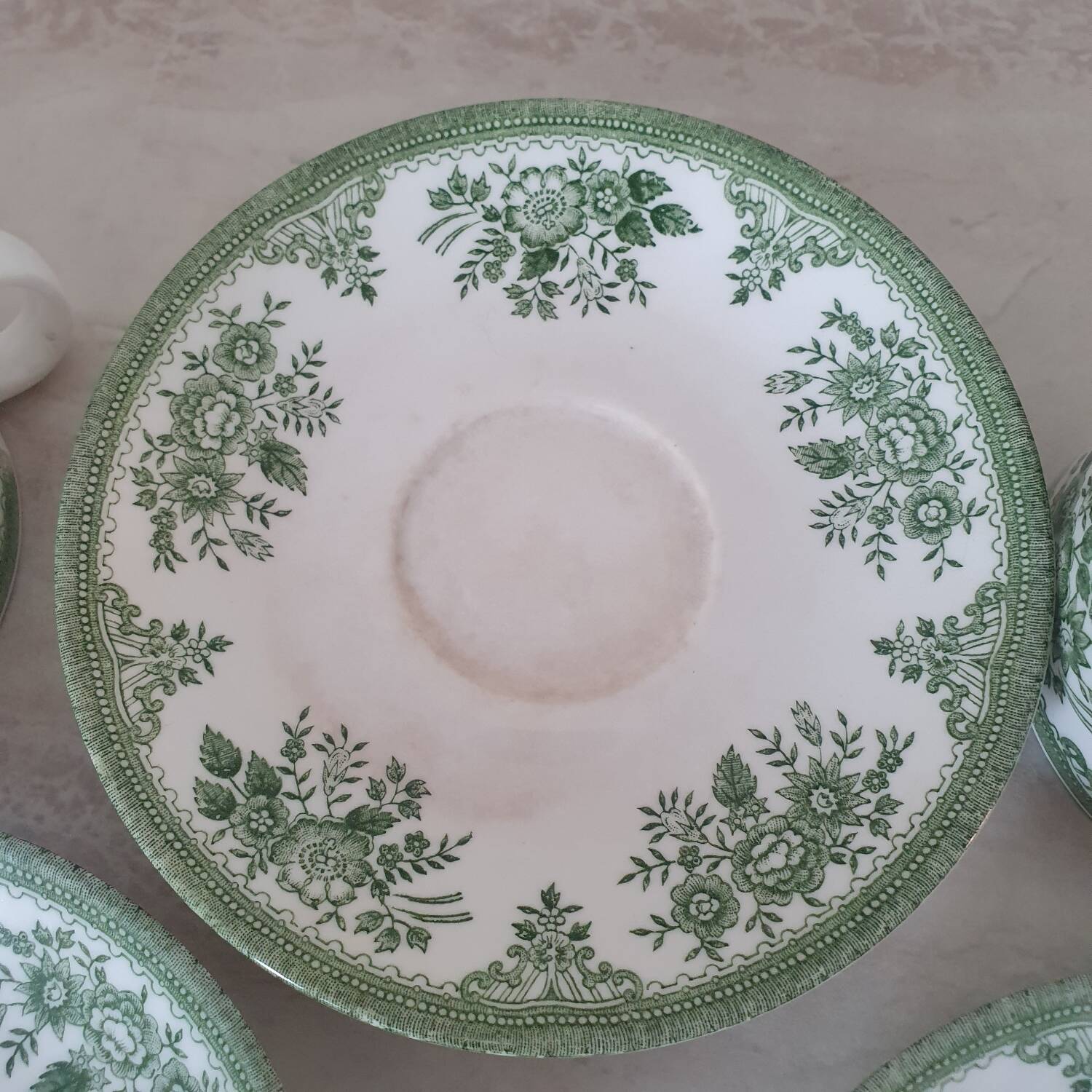 Tasses et sous-tasses en porcelaine Old Gustavberg, collection Fasan