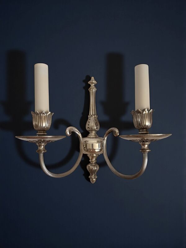 Applique murale vintage laiton argenté, style Louis XVI, années 1950