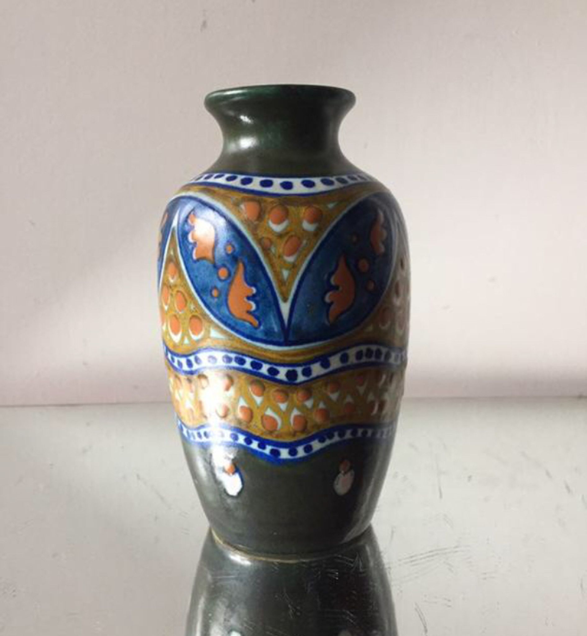 Vase néerlandais Art Déco Gouda Massa Delft ware