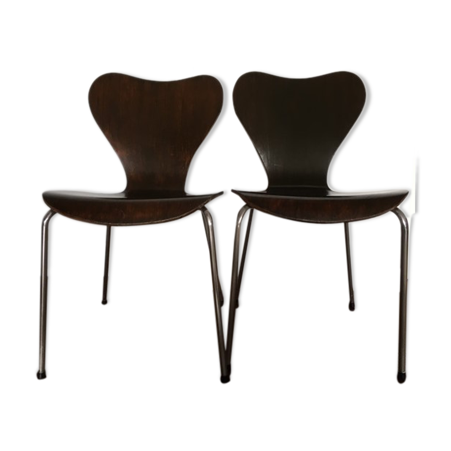 Pair of butterfly 3107 chairs by Arne Jacobsen pilot version, 1955