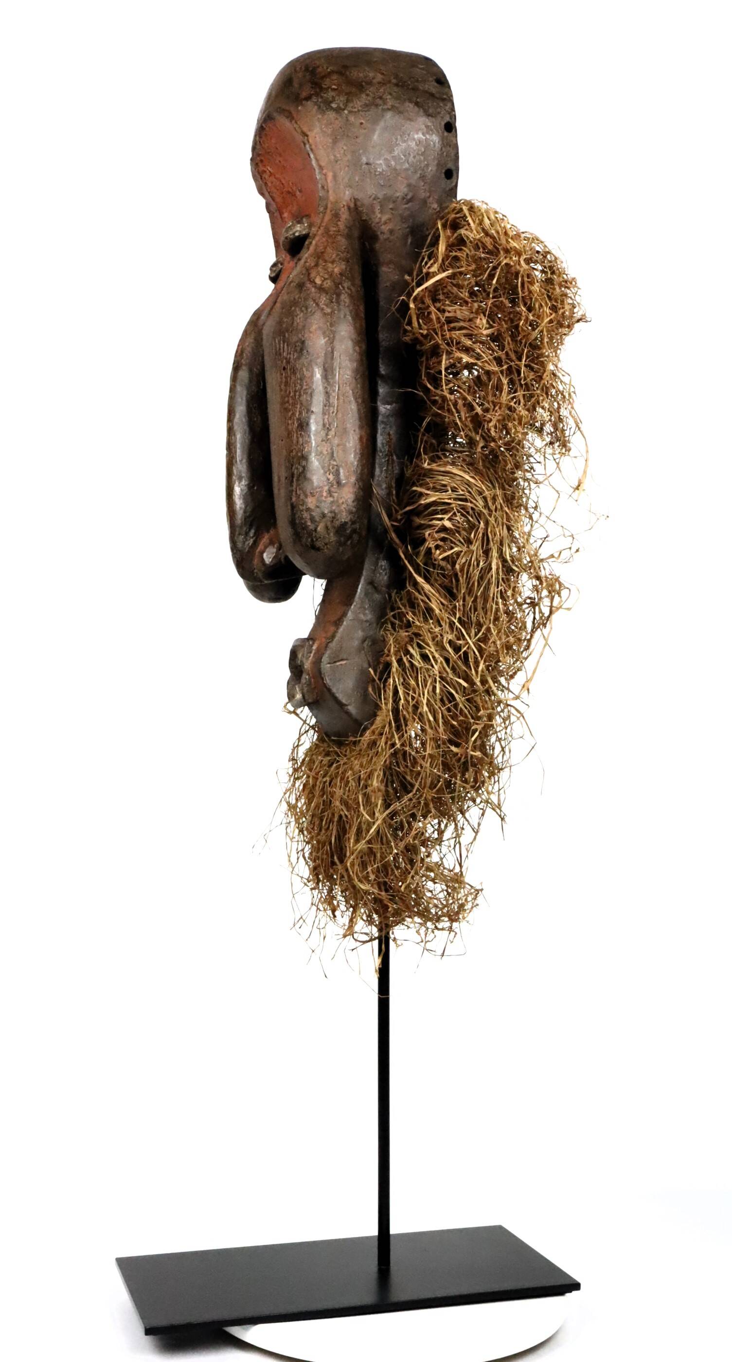 Suku-Yaka Kakuungu Congo mask