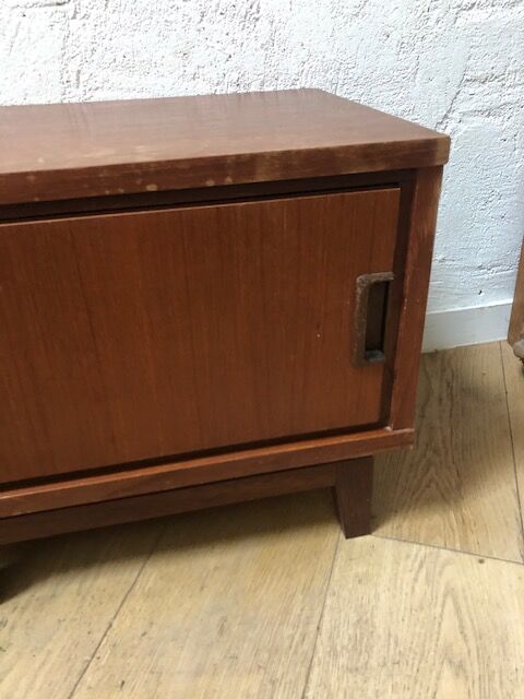 2 vintage bedside tables