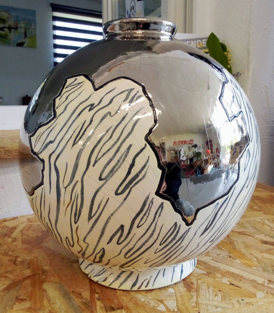 Vase Boule "ICEBERG" par Danillo CURETTI Emaux de Longwy Numéroté 24/100