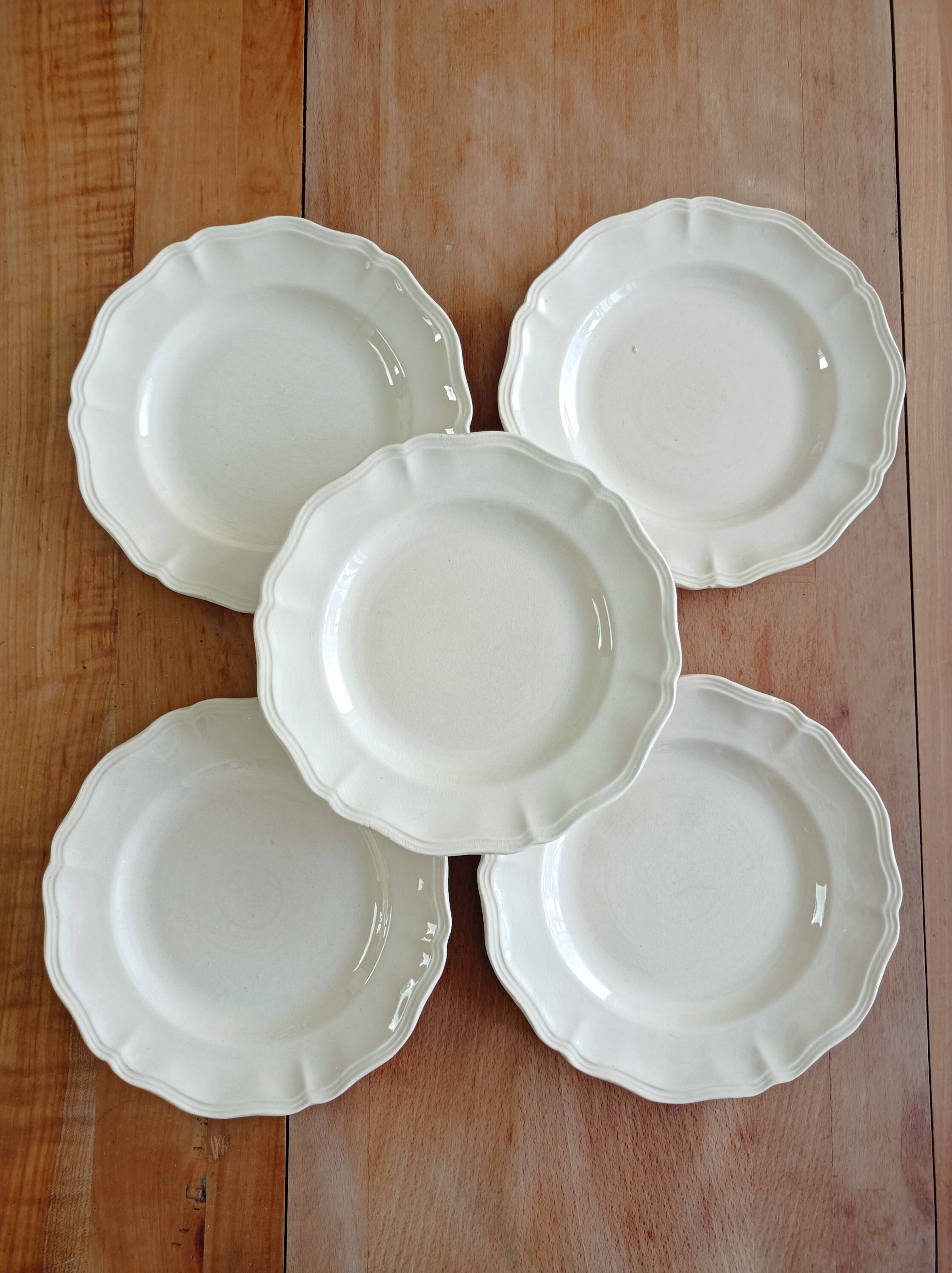 Set of 5 Sarreguemines ivory flat plates