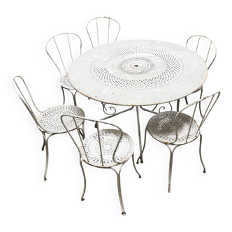 Garden table + 6 antique chairs