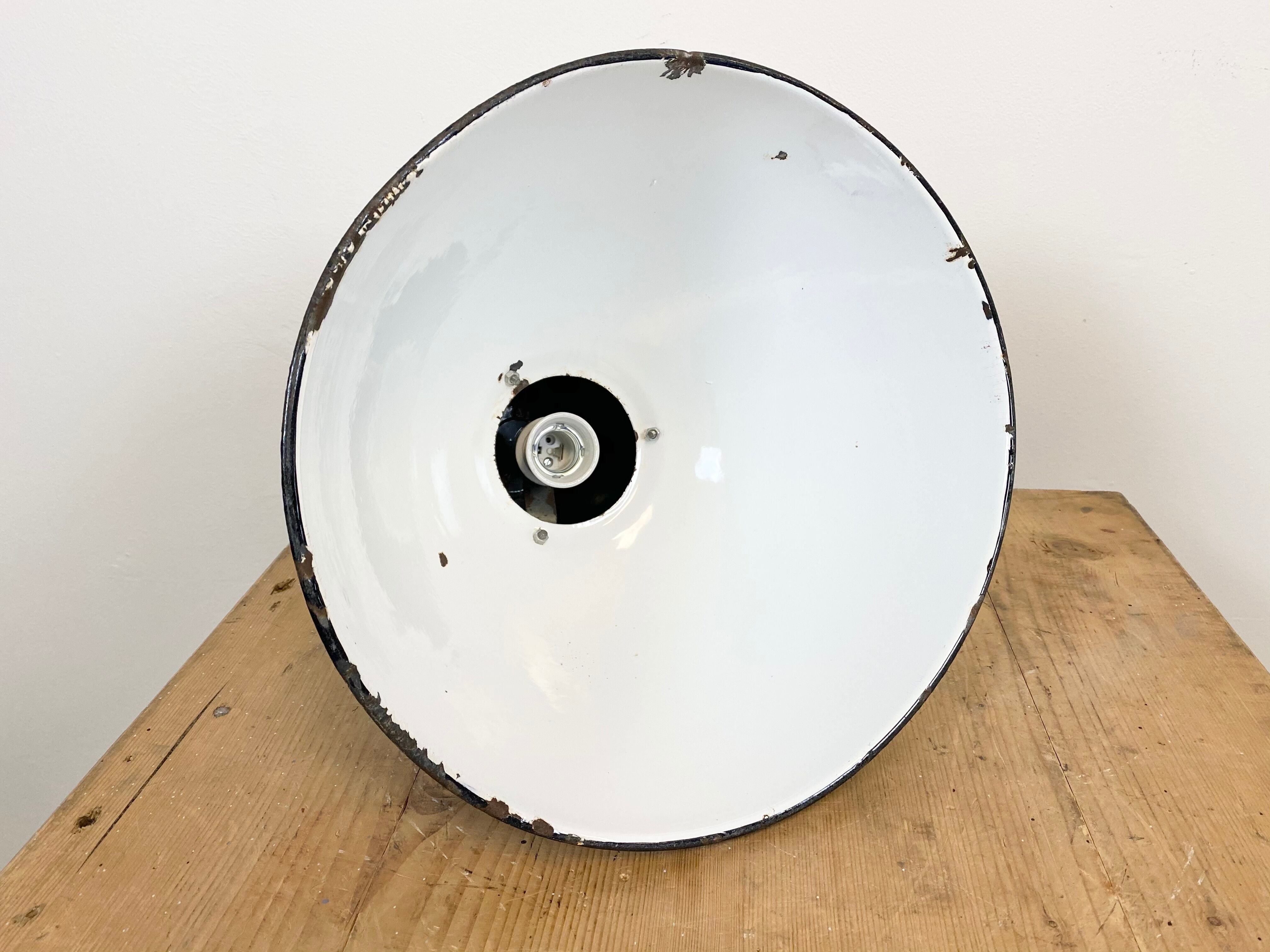 Industrial black enamel pendant light, 1930s