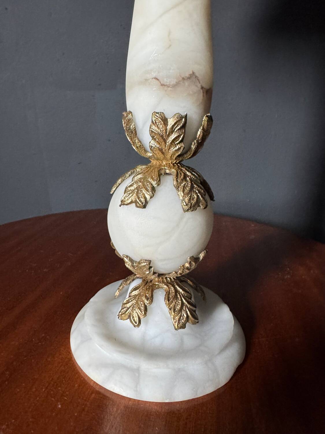 Alabaster column lamp from the 1960s