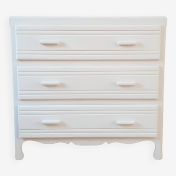 Retro chic chest of drawers