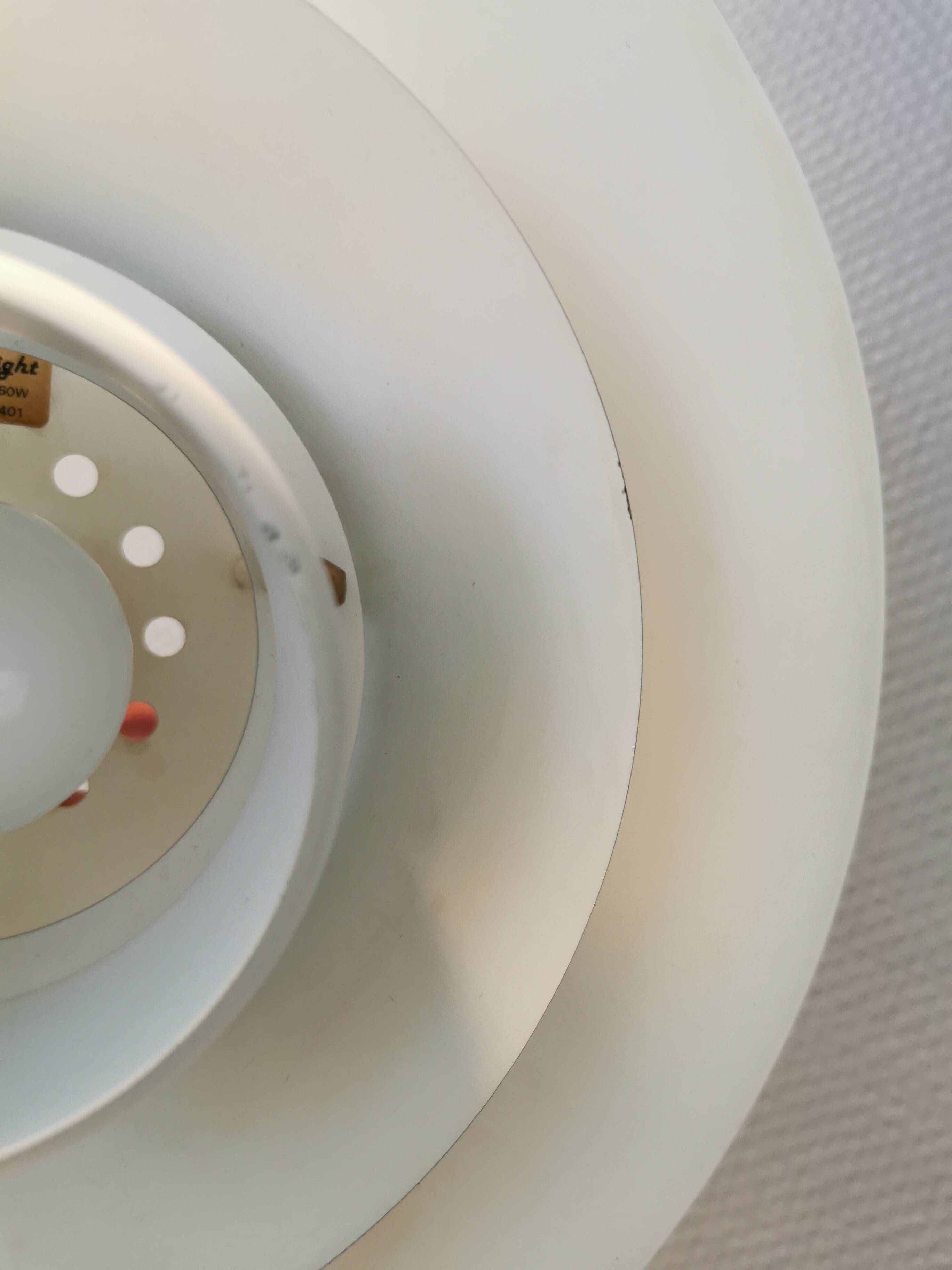 Nice medium-sized hanging lamp from Danish Form-Light 1980s.