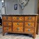 Commode époque Louis XVI en marqueterie de bois précieux