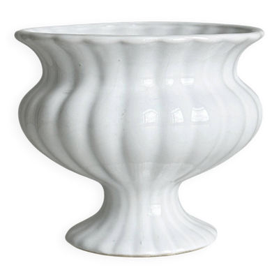 Coupe cache pot en porcelaine blanche cannelée