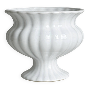 Coupe cache pot en porcelaine blanche cannelée