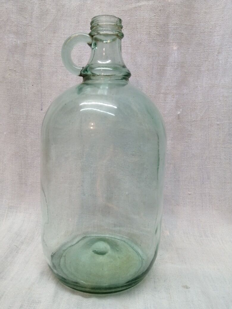 Bouteille dame jeanne bonbonne touque  vert pâle dm091202