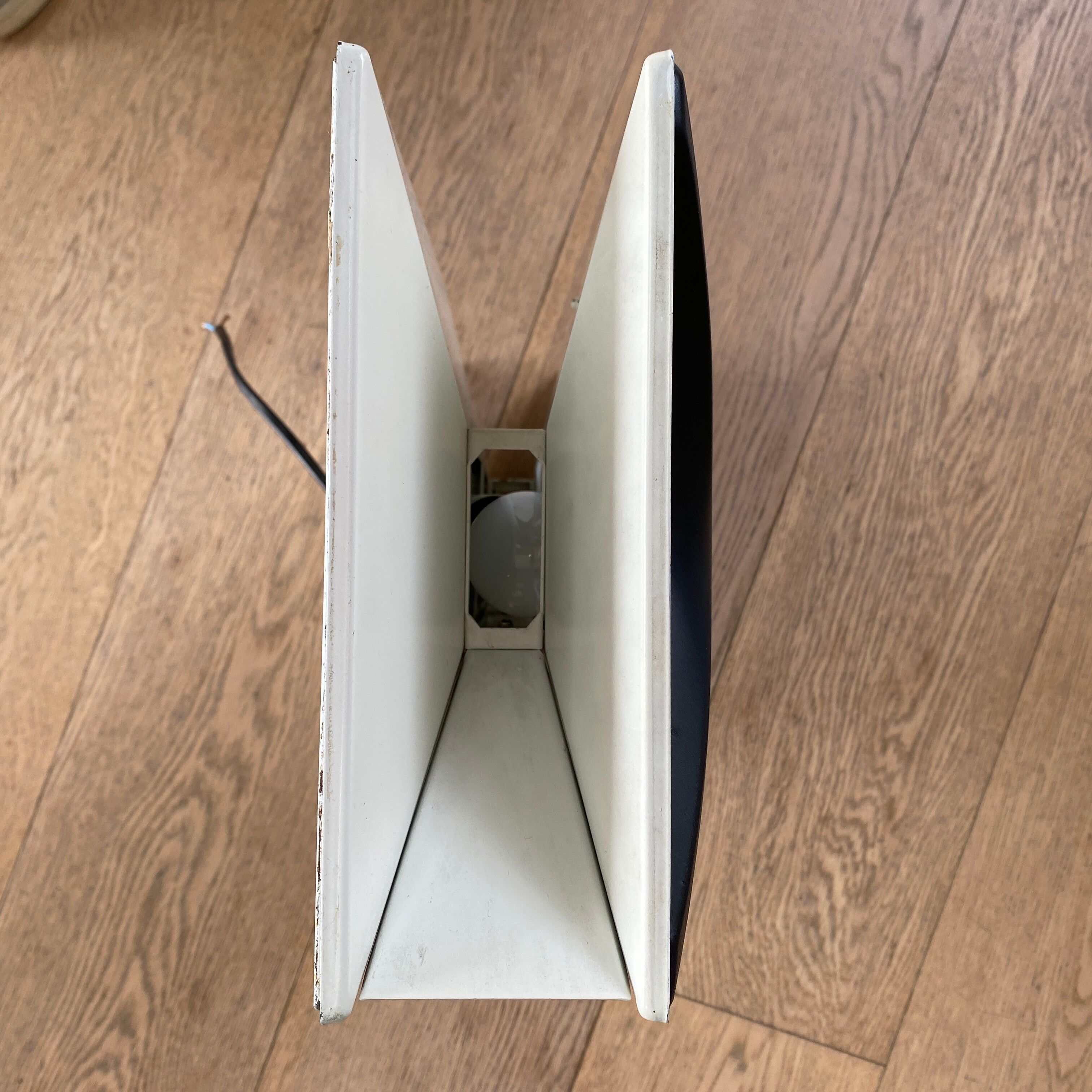 Wall lamp "Oyster" by Dietter Witte for Staff Leuchten. 1968