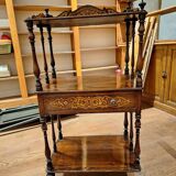 Small three-tiered shelf in mahogany marquetry