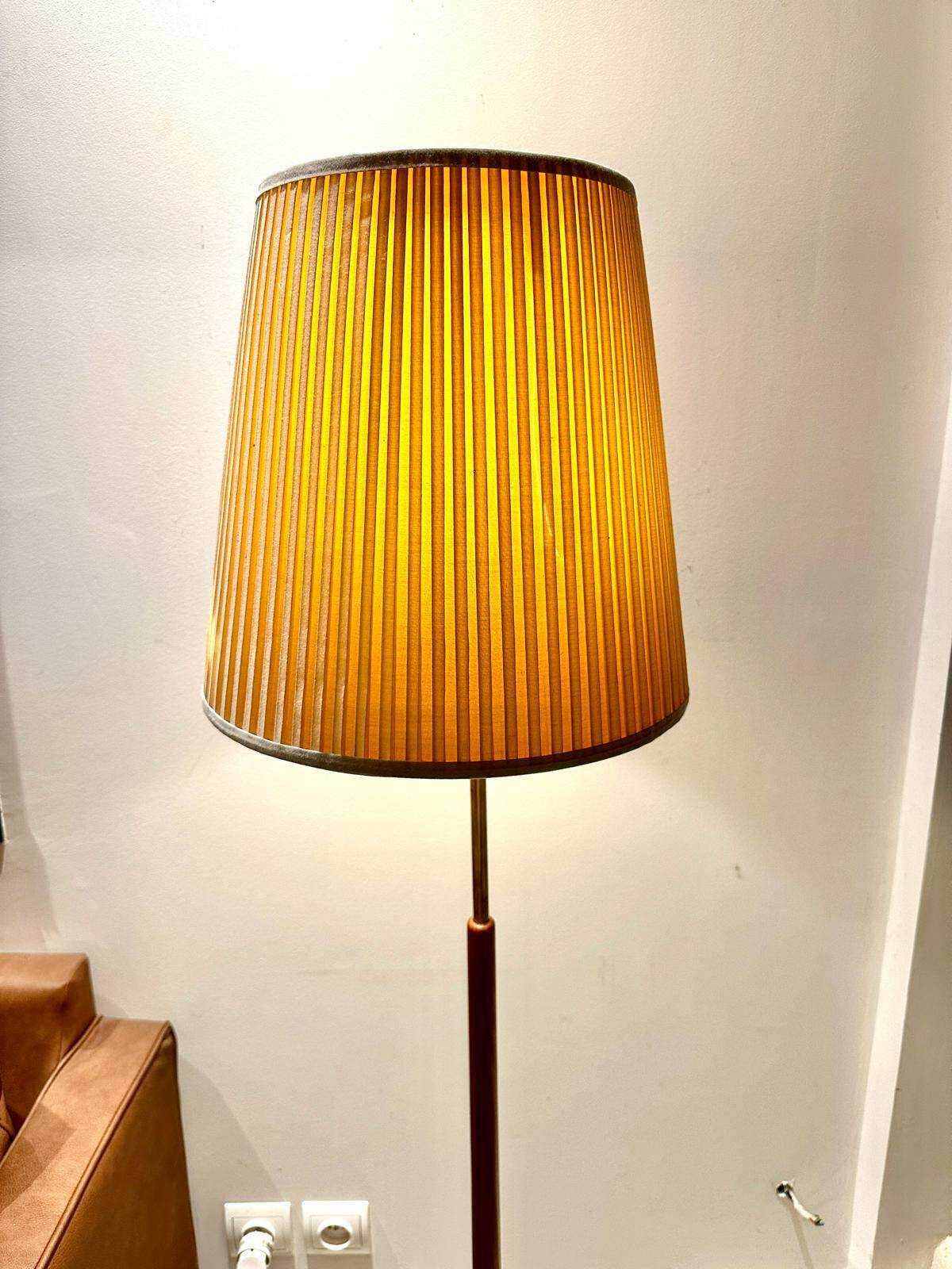 Ewå G7-BM floor lamp, teak and brass, 1940s/1950s