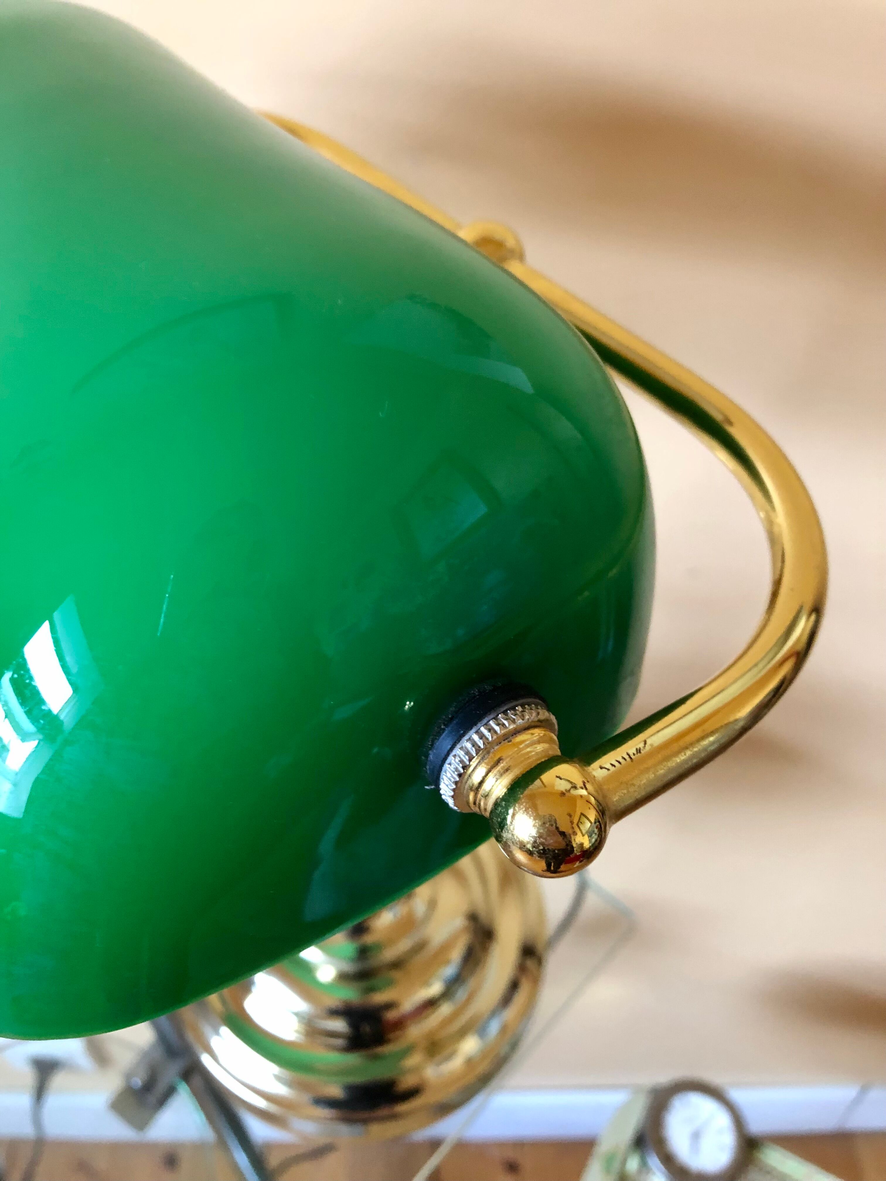 Notary lamp, banker in green opaline