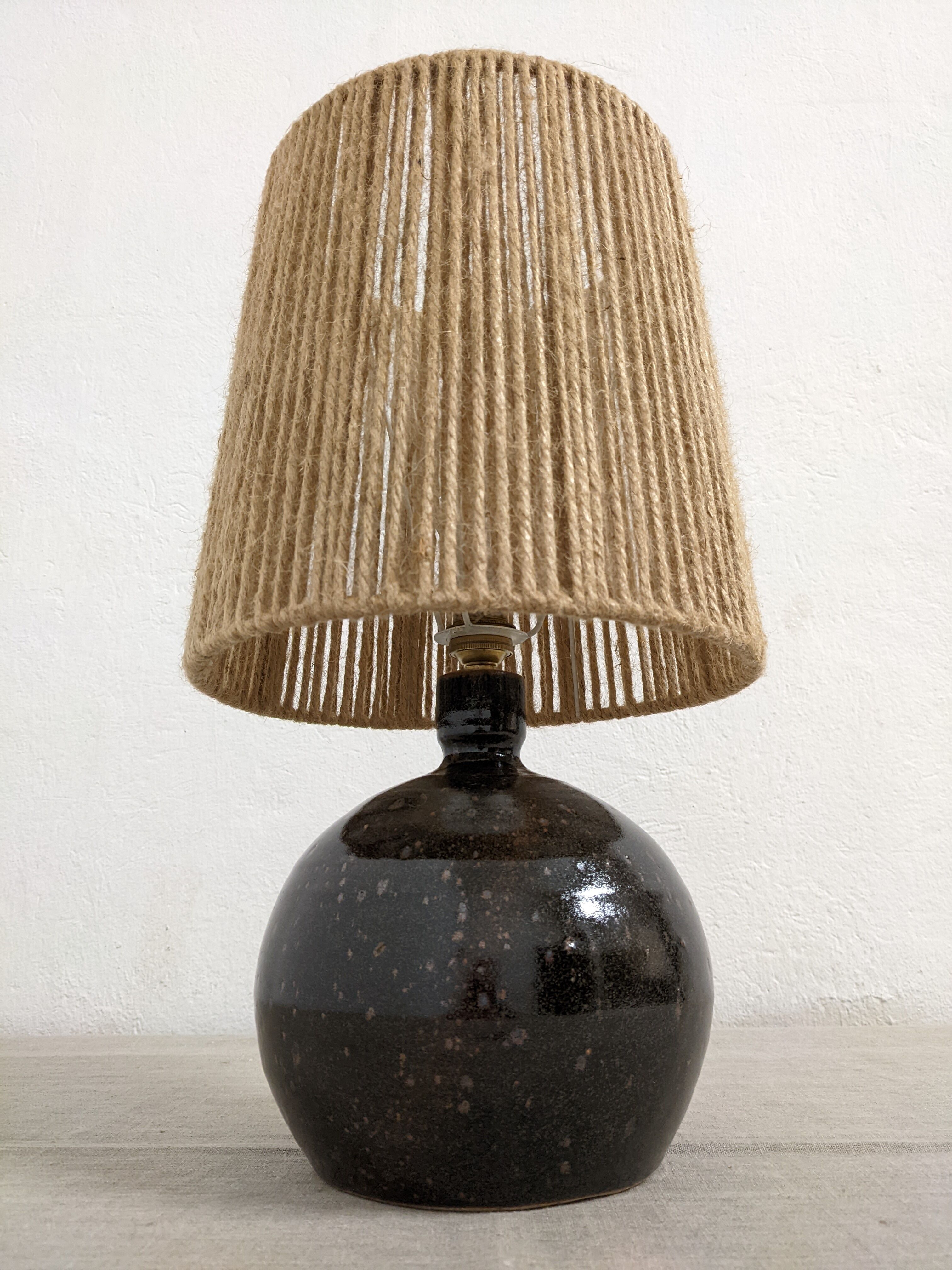 Vintage varnished stoneware lamp and jute rope