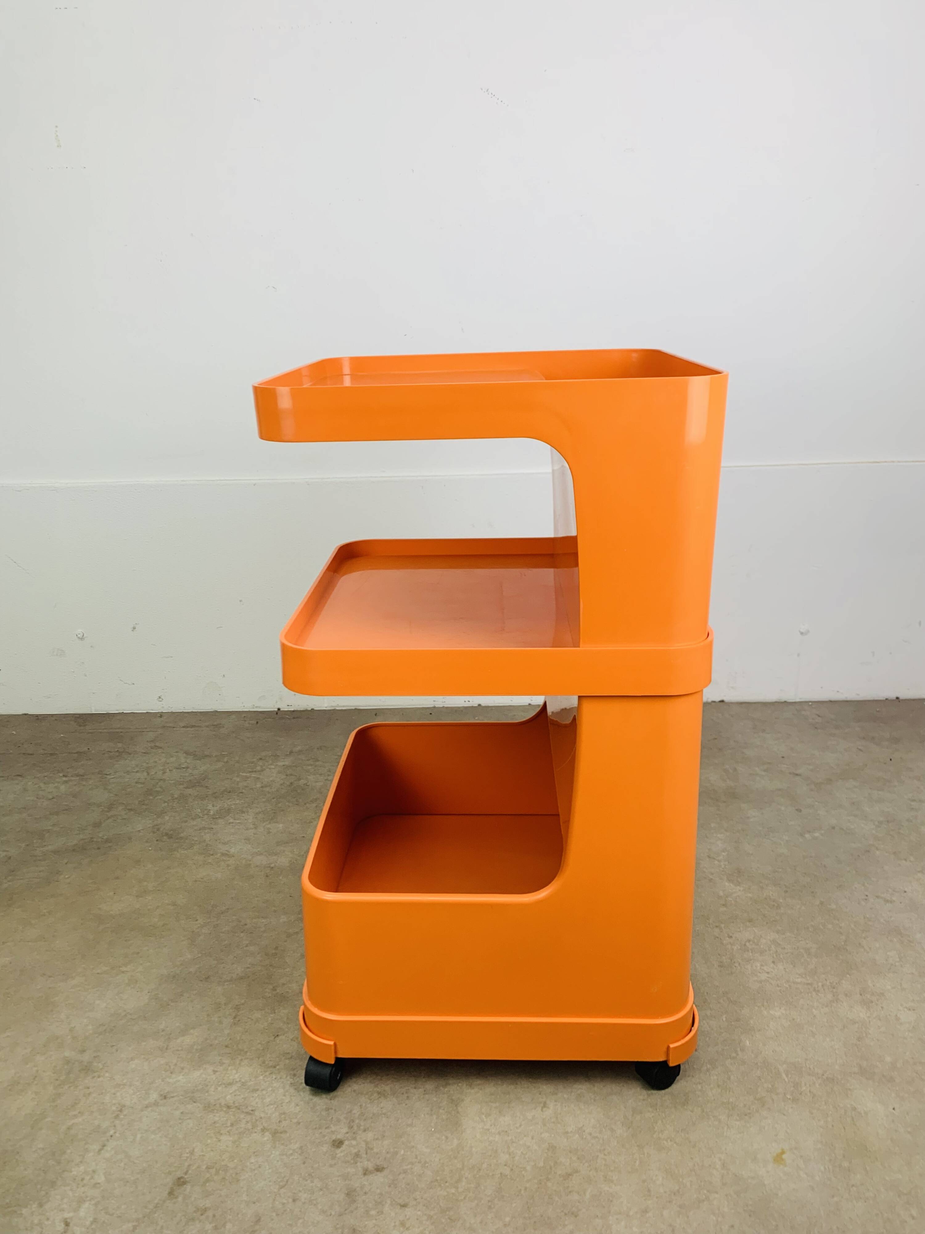 Flair dessert for Prisunic in orange plastic, seventies.