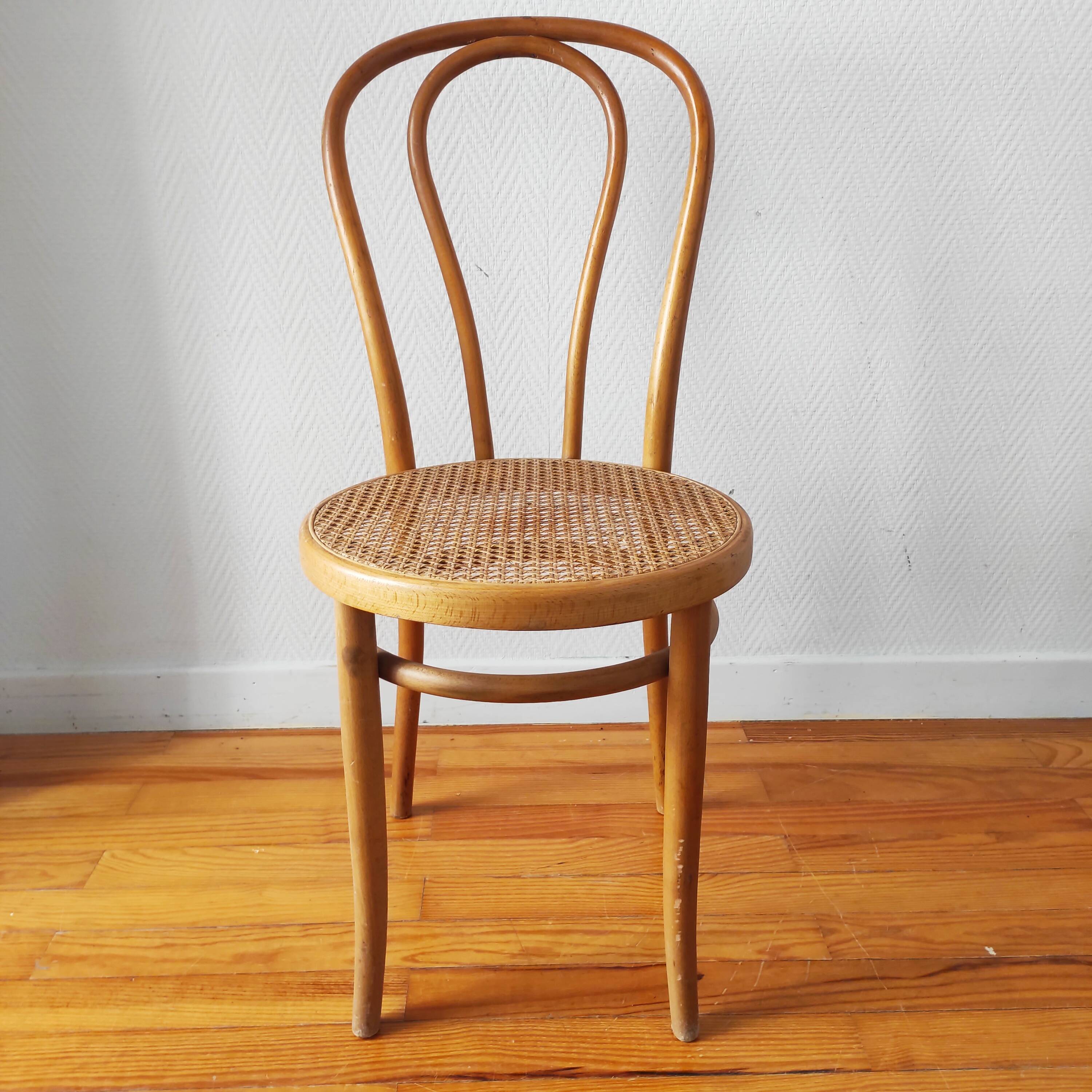Chaise bistrot vintage assise en cannage