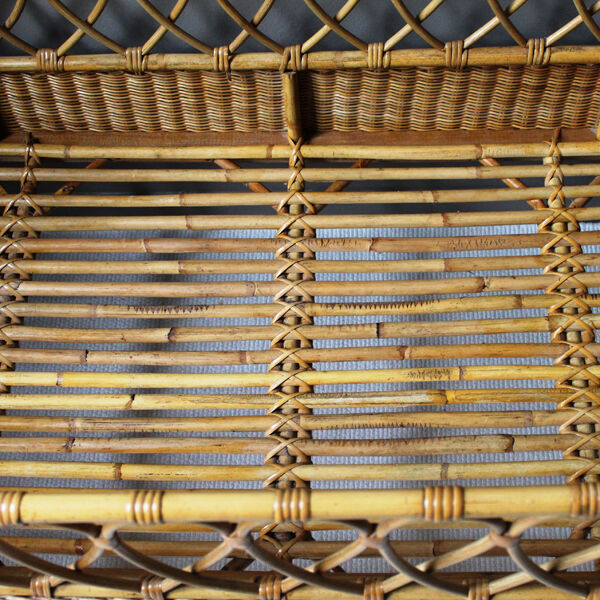 Baby rattan bed