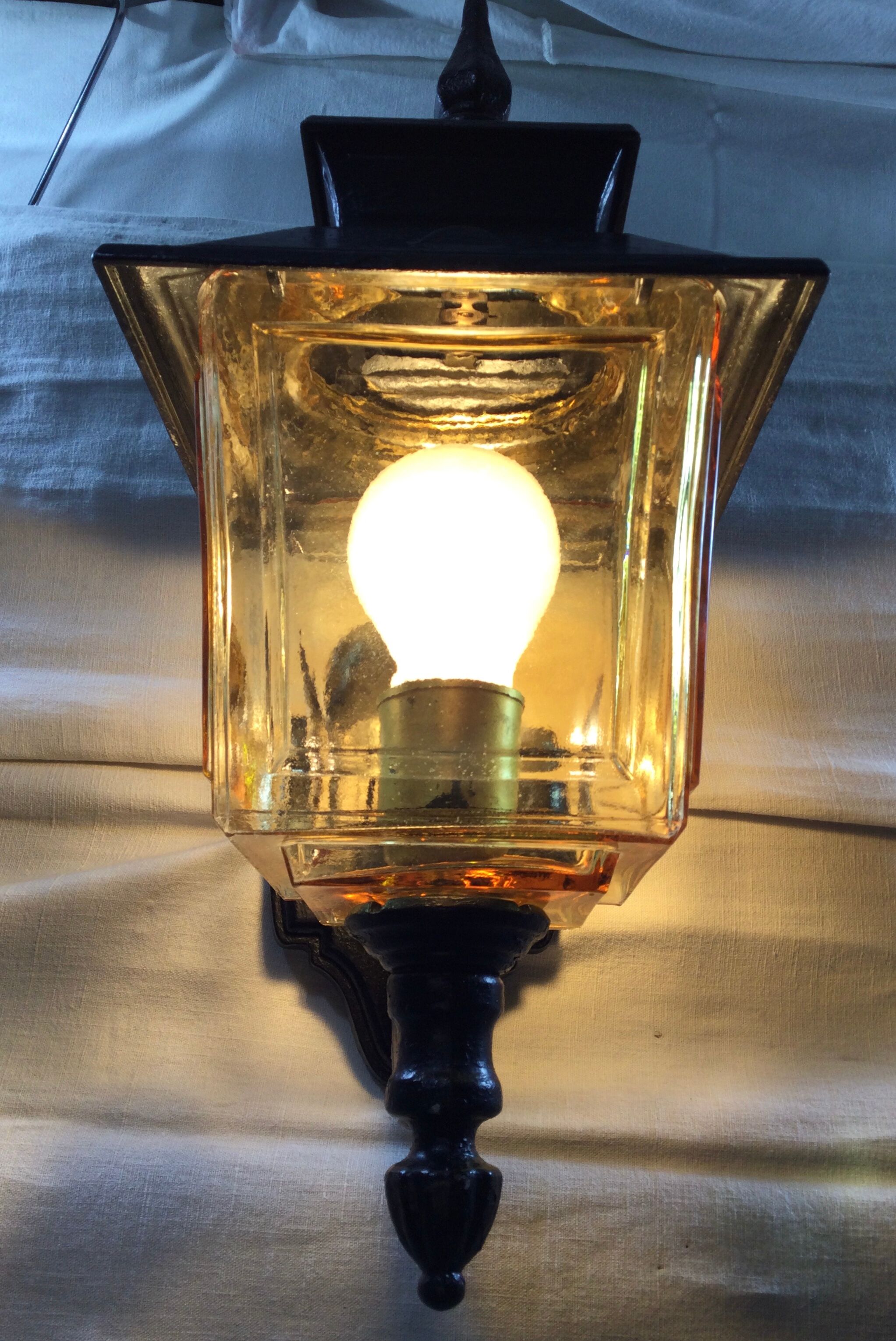 Outdoor lantern