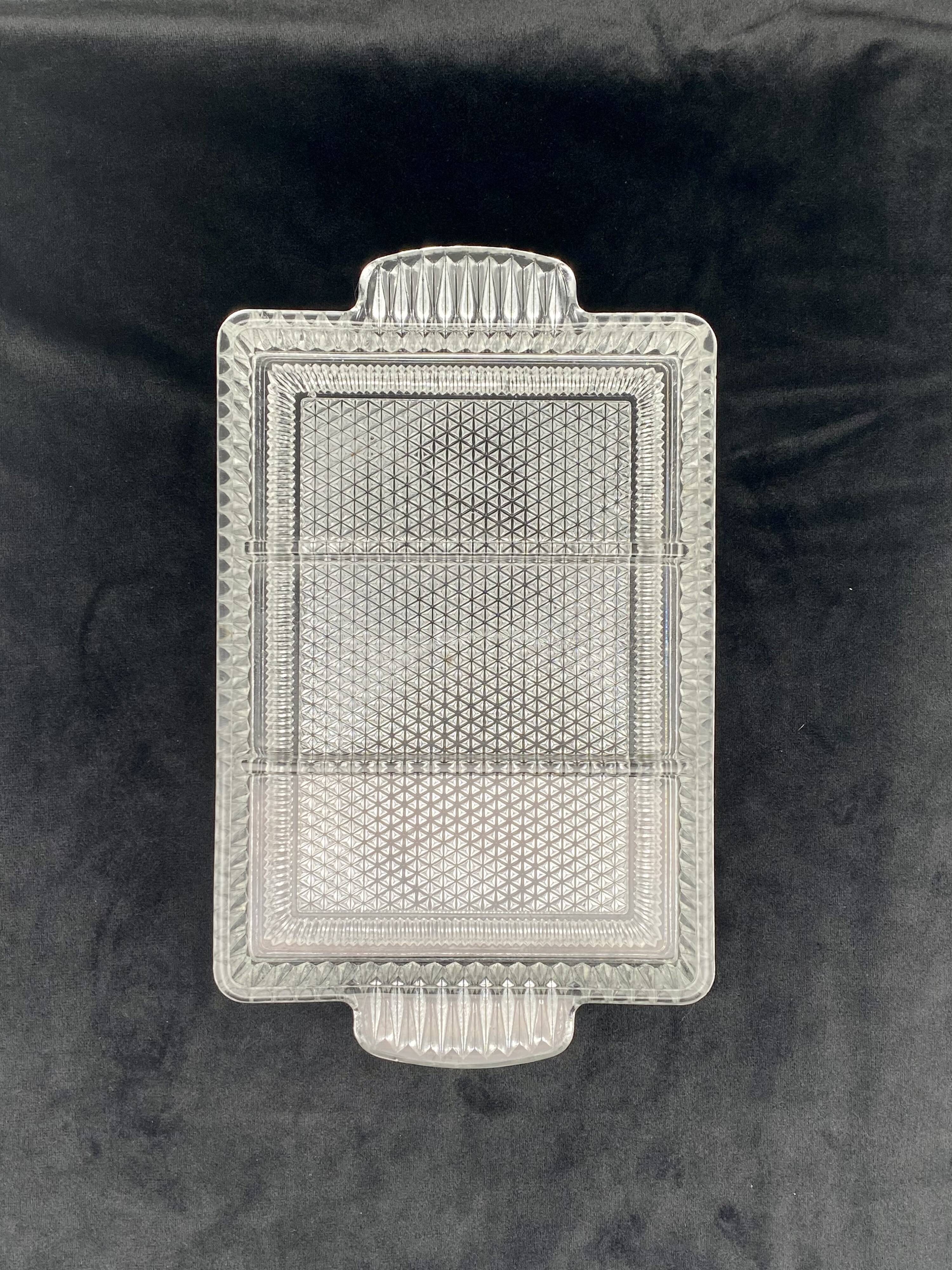 Serving dish and glass compartmentalized presentation
