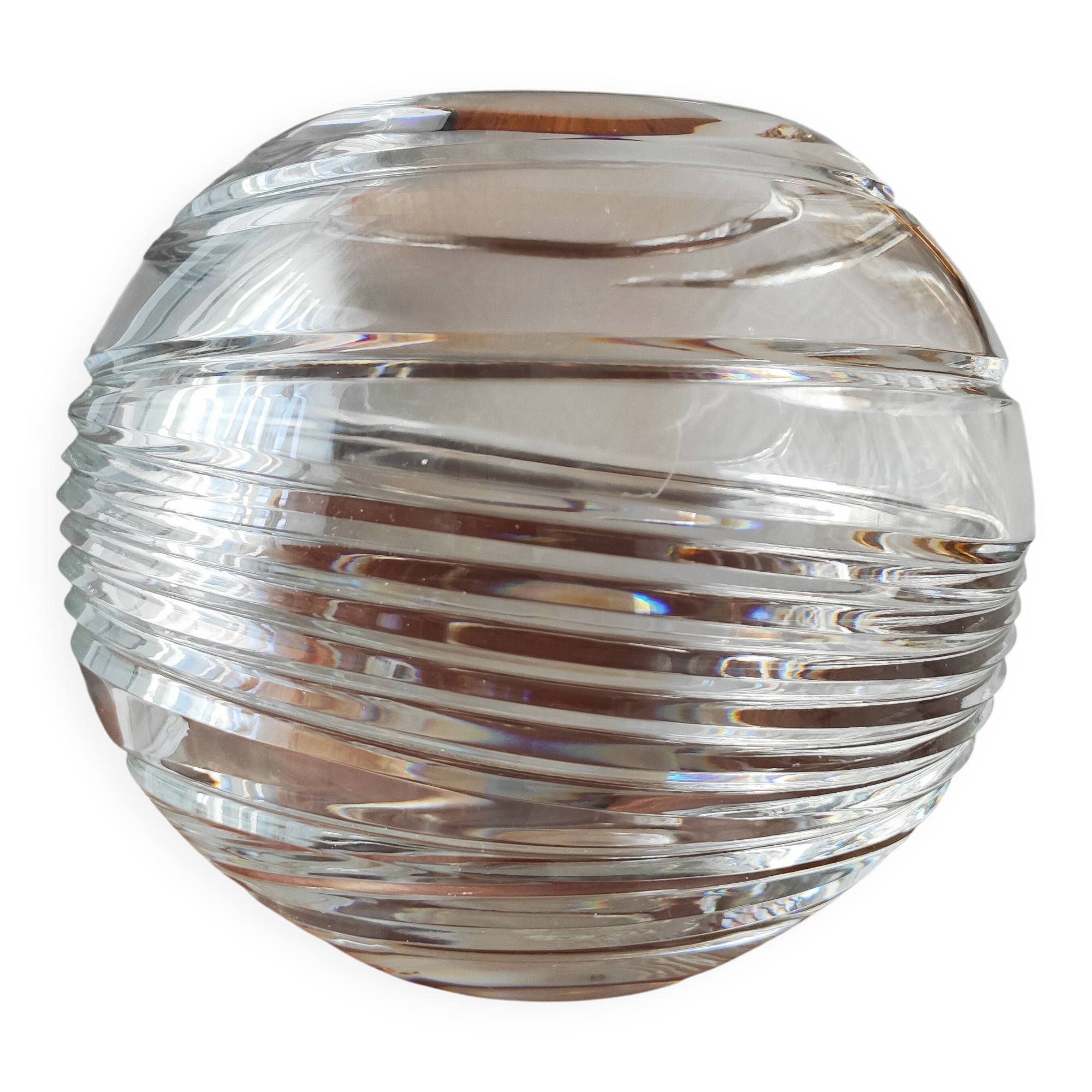 Round crystal vase